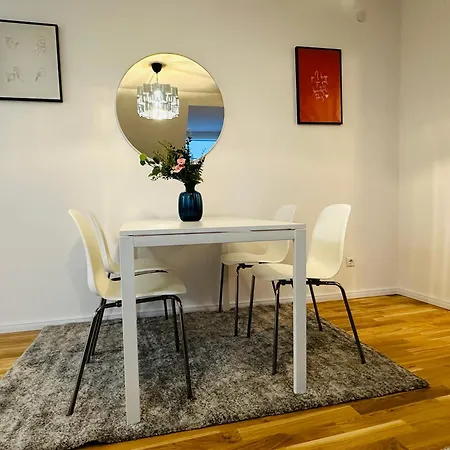 Urban Flats 3*