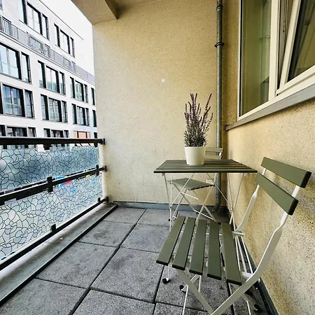 Urban Flats Apart Otel