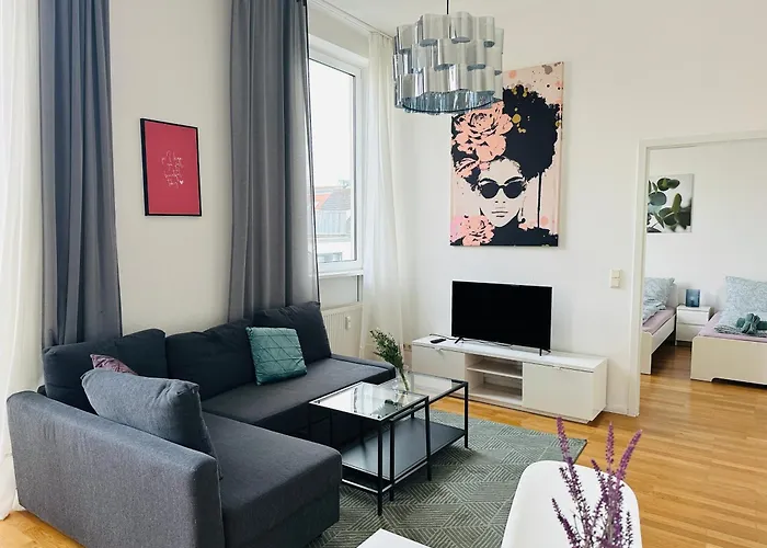 Urban Flats Apart-hotel 3*