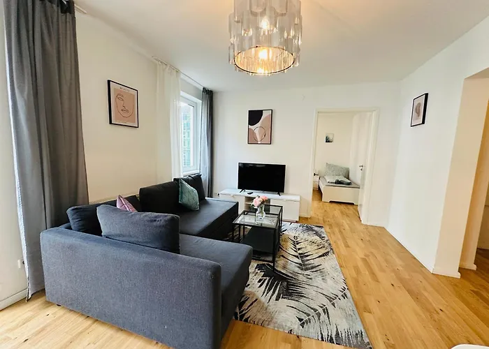 Urban Flats Apart-hotel 3*