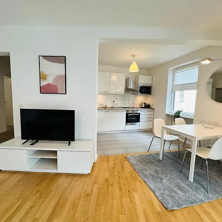 Urban Flats Aparthotel 3*