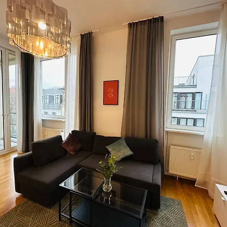 Urban Flats Aparthotel