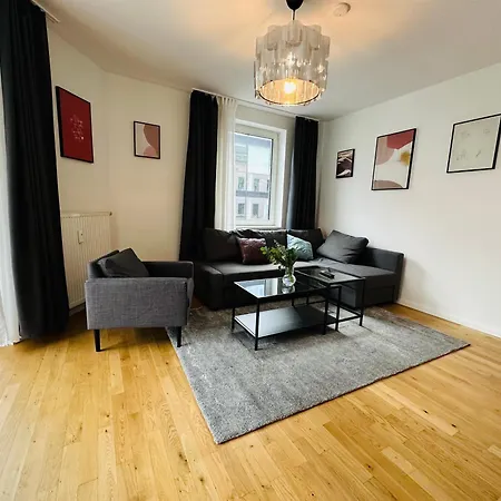 Aparthotel Urban Flats 3*