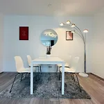 Urban Flats 3*