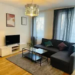 Urban Flats Aparthotel