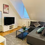 Urban Flats 3*