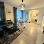 Urban Flats Aparthotel