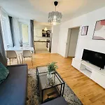 Aparthotel Urban Flats
