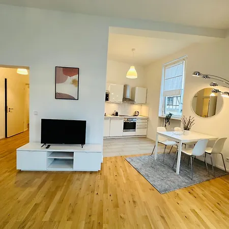 Urban Flats Aparthotel 3*