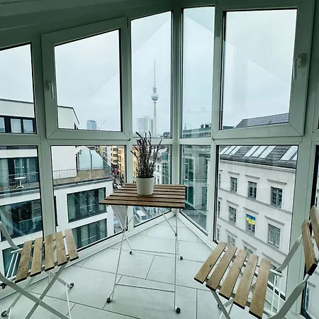 Urban Flats Aparthotel 3*